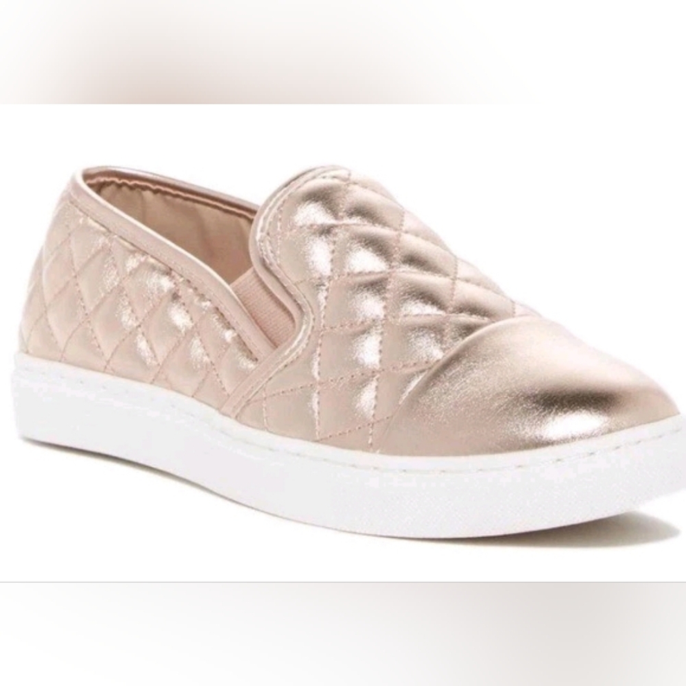 Steve Madden Zaander Rose Gold Color Quilted Slip-On Sneaker S-159 Sz 8.5